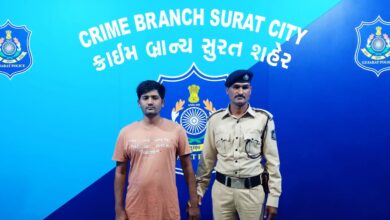 વર્ષ 2015થી અમદાવાદ ખાતે પોતાનું નામ બદલીને રહેતો હતો