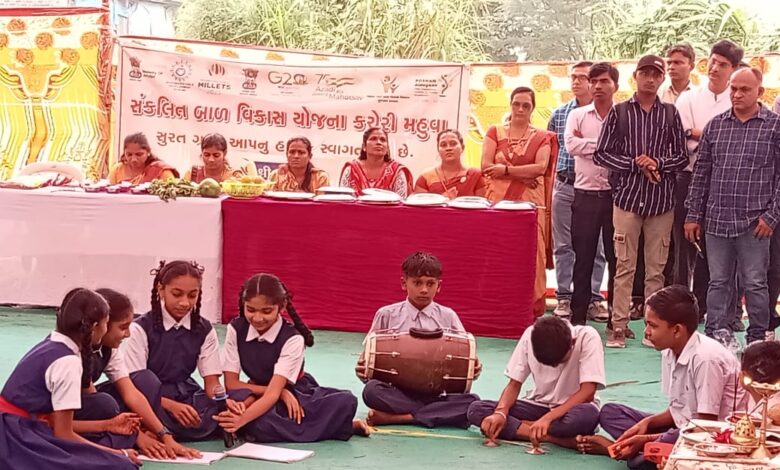 વિકસિત ભારત સંકલ્પ યાત્રાના રથનું મહુવા તાલુકાના દેદવાસણ ગામે ભવ્ય સ્વાગત કરાયું