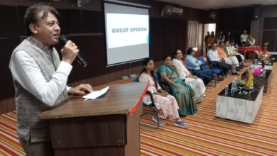 રાજ્યમાં પ્રથમ વાર આયોજિત ત્રિદિવસીય સેમિનારમાં નર્સિસ સ્ટ્રેસ મેનેજમેન્ટ, ઈમોશનલ ઈન્ટેલિજન્સ, ડિસીઝન મેકિંગ, અસરકારક વાર્તાલાપ, પ્રોફેશનલ અને સોશિયલ કાર્યશૈલી, ટીમ વર્ક જેવા વિષયો પર માર્ગદર્શન અપાશે