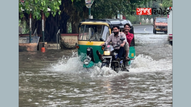 It rained intermittently in Surat city on the third day as well