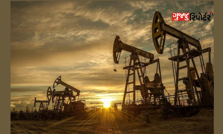 Gold futures rise by Rs 275 and silver by Rs 678 on MCX: Crude oil falls marginally by Rs 2